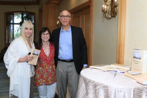 Susie Novis Durie, (center) President, IMF, and Suzanne Batagglia, IMF Director, Member Events